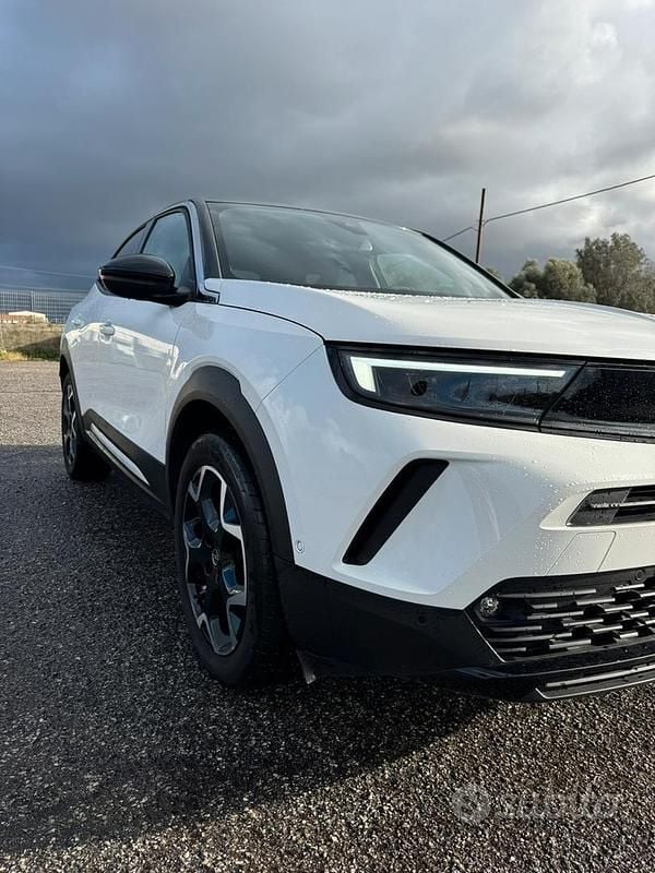 Usata Opel Mokka Ultimate 130 CV (95 kW) 2024 Bianco SUV