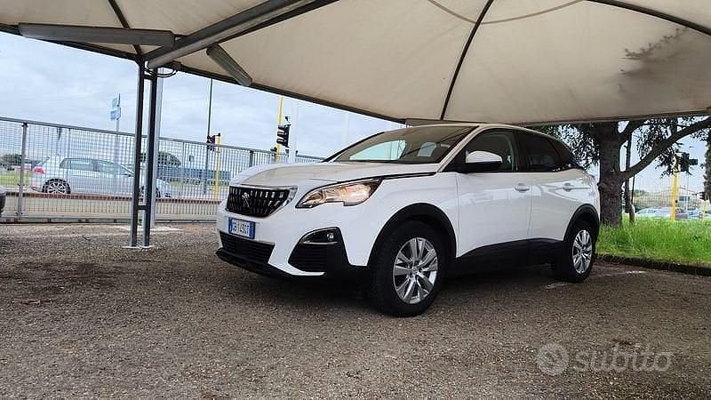 Usata Peugeot 3008 Business-Line 131 CV (96 kW) 2020 Bianco SUV