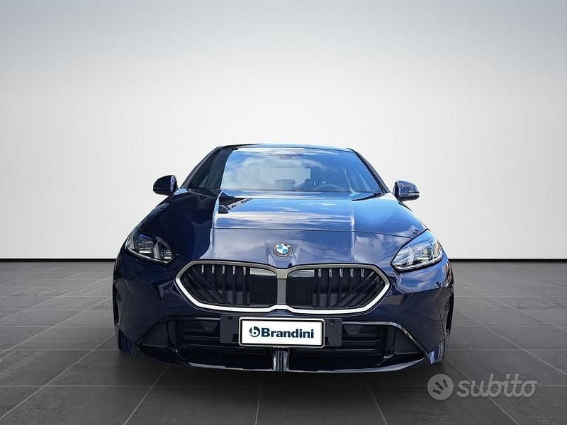 Usata BMW 220 Performance 156 CV (114 kW) 2025 Tanzanite blue metallizzato Coupé