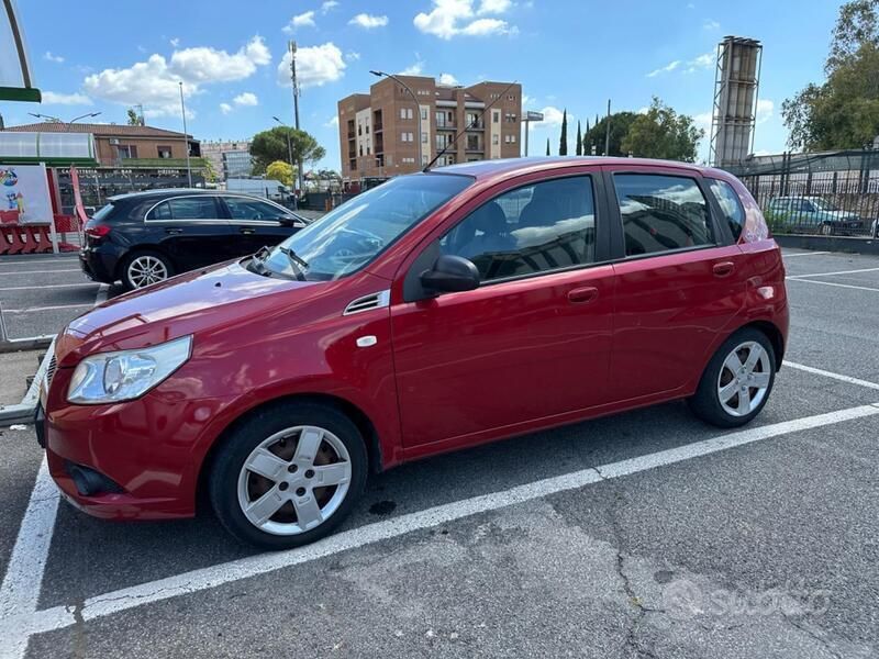 Usata Chevrolet Aveo 84 CV (61 kW) 2009 Rosso Berlina
