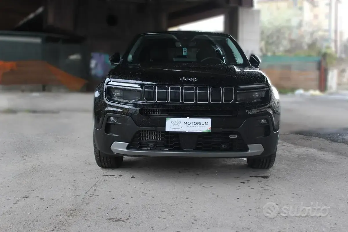 Usata Jeep Avenger Summit 101 CV (74 kW) 2023 Nero SUV