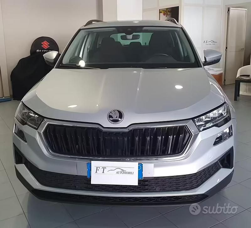 Usata Skoda Karoq Executive 116 CV (85 kW) 2022 Grigio SUV