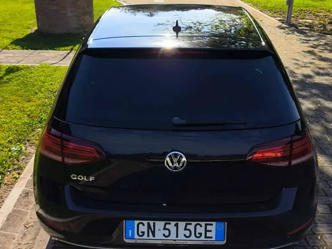 Usata VW Golf VII IQ Drive 116 CV (85 kW) 2019 Nero Berlina