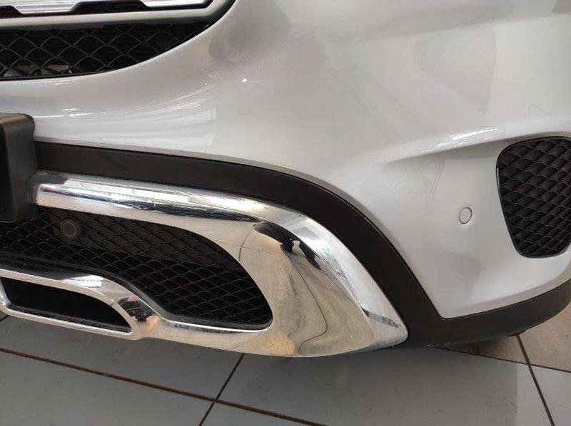 Gebraucht Mercedes GLC200 Business 163 PS (119 kW) 2021 Silber SUV