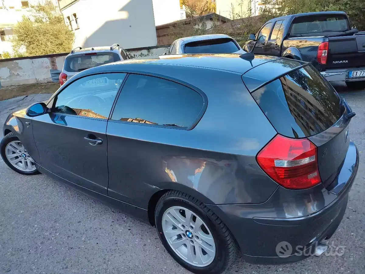 Usata BMW 120 Coupé 177 CV (130 kW) 2007 Grigio Coupé