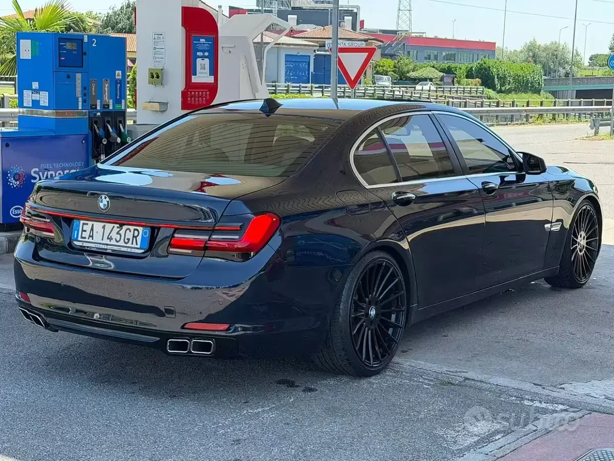 Usata BMW 730 306 CV (225 kW) 2011 Nero Berlina