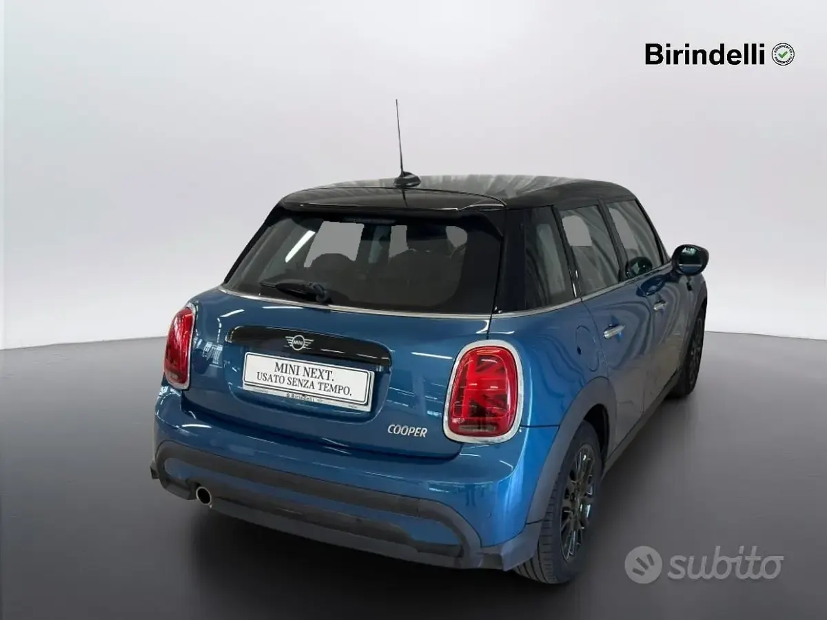 Usata Mini Cooper Classic 136 CV (100 kW) 2022 Blu Utilitaria