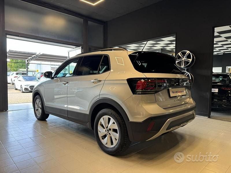 Usata VW T-Cross Edition 95 CV (69 kW) 2024 Grigio SUV