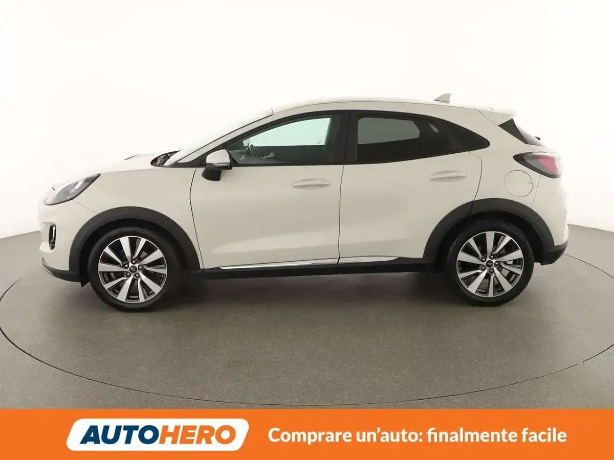 Usata Ford Puma Titanium X 125 CV (91 kW) 2020 Beige SUV