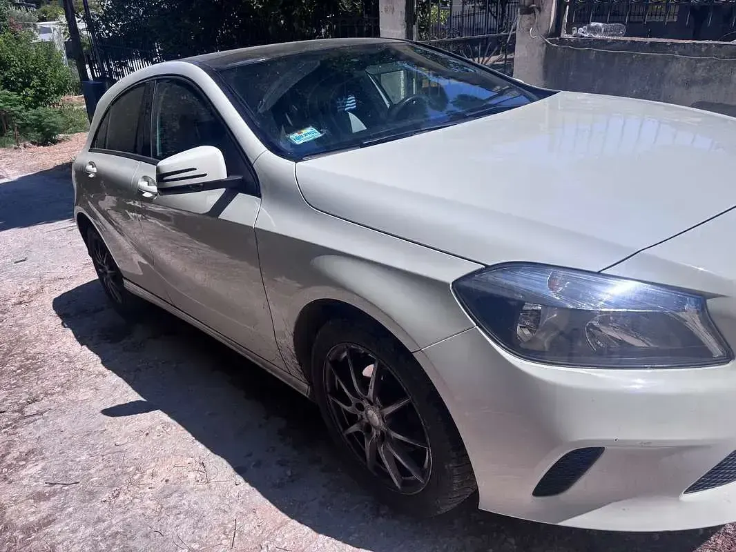 Usata Mercedes A160 Executive 90 CV (66 kW) 2016 Bianco Utilitaria