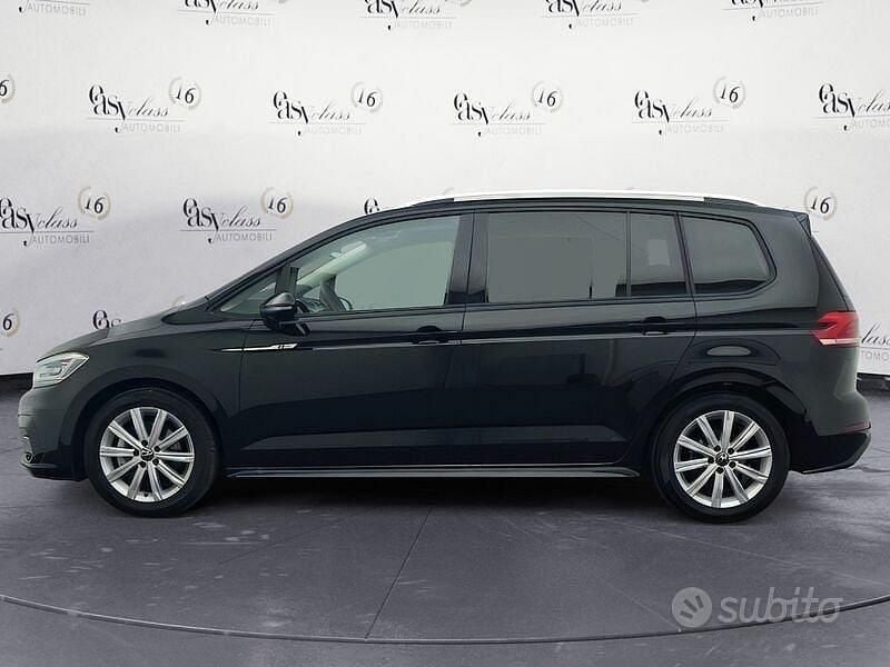 Usata VW Touran R-line 150 CV (110 kW) 2025 Nero Monovolume