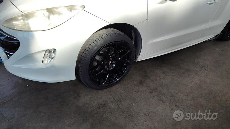 Usata Peugeot RCZ 156 CV (114 kW) 2010 Bianco Coupé