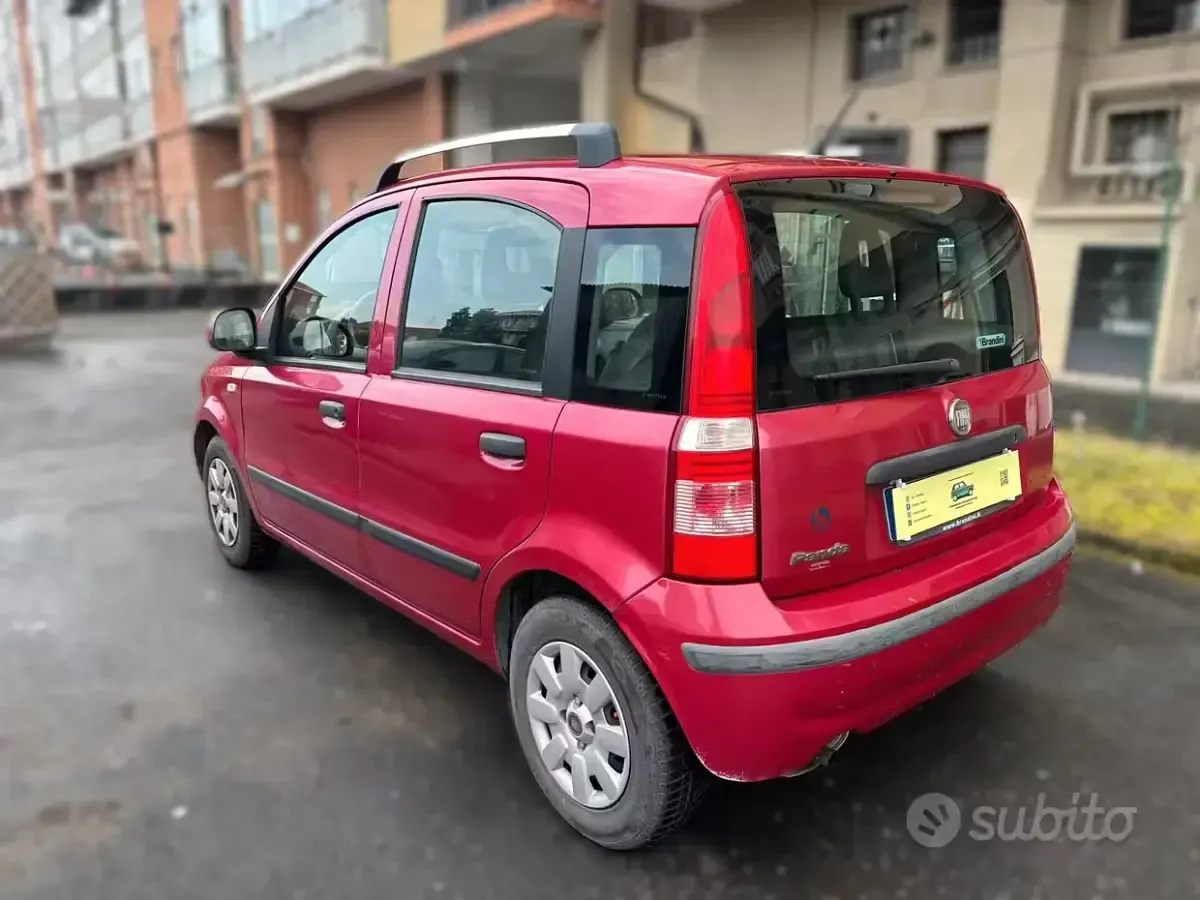 Occasion Fiat Panda 69 ch (50 kW) 2011 Rouge Citadine
