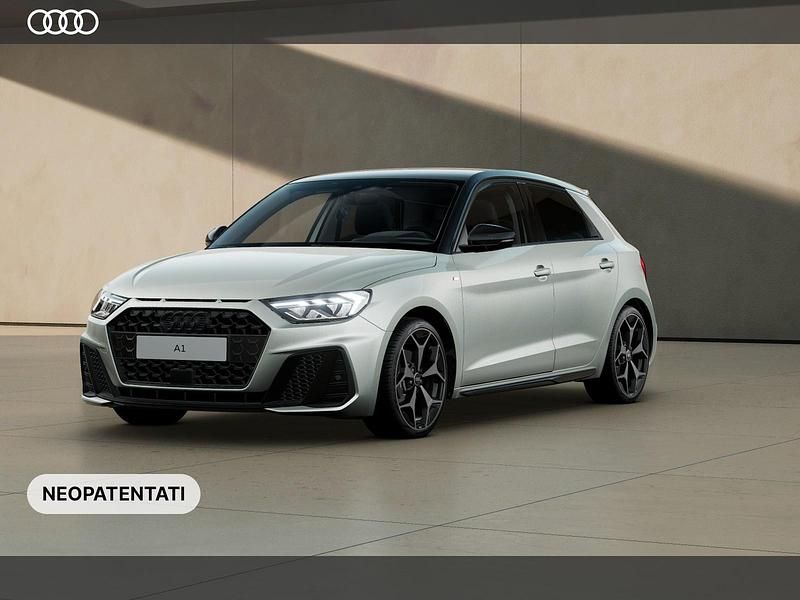 Nuova Audi A1 Sportback Design 116 CV (85 kW) 2026 Argento cavo metallizzato nero mito meta Utilitaria