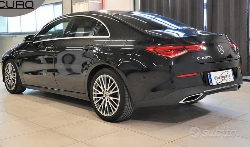 Usata Mercedes CLA200 Business 163 CV (119 kW) 2020 Nero Coupé