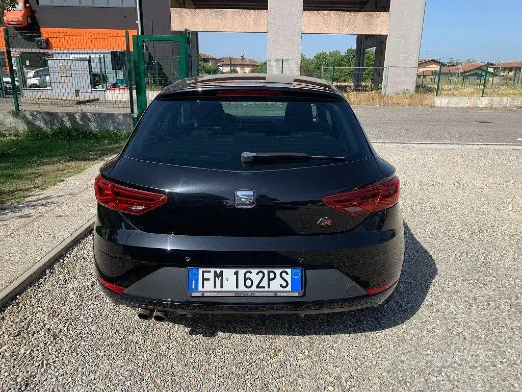 Usata Seat Leon FR 150 CV (110 kW) 2018 Nero Coupé
