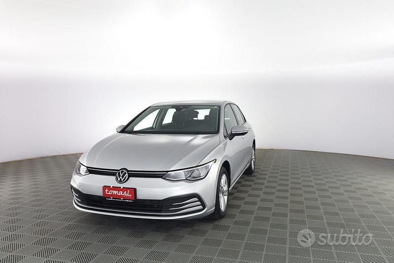Usata VW Golf VII Life 150 CV (110 kW) 2021 Grigio Utilitaria
