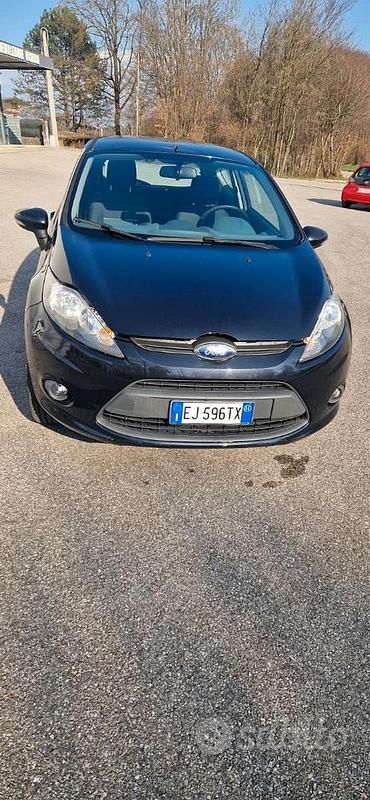 Usata Ford Fiesta 71 CV (52 kW) 2011 Utilitaria