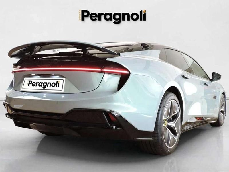 Nuova Lotus Emeya 450 kW (612 CV) 2025 Grigio Utilitaria