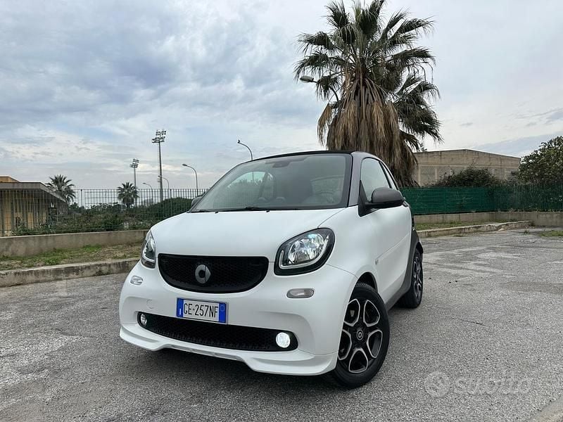 Usata 2016 Smart ForTwo Coupé Prime Coupé | 12.490 € (Buon prezzo) - Immagine 1/4