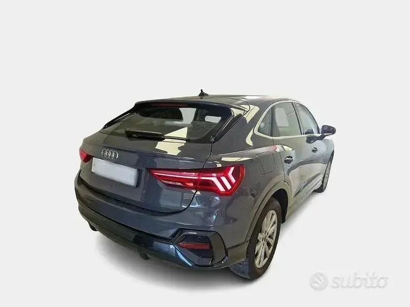 Usata Audi Q3 Sportback Business Plus 150 CV (110 kW) 2023 Grigio SUV
