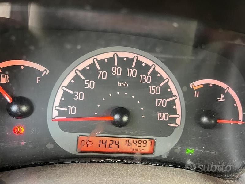 Second-hand Fiat Panda 4x4 60 CP (44 kW) 2011 Alb Hatchback