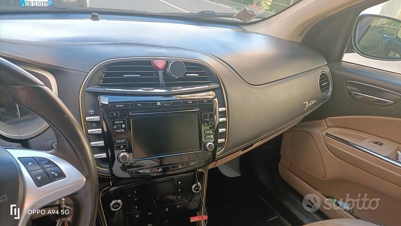 Gebraucht Lancia Delta Gold 165 PS (121 kW) 2012 Schwarz Kleinwagen