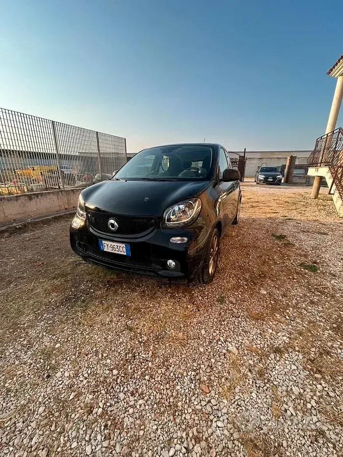 Usata Smart ForFour Electric Drive 41 kW (56 CV) 2019 Nero Berlina
