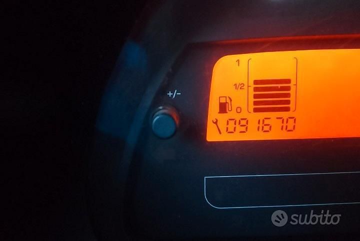 Usata Citroën C3 60 CV (44 kW) 2002 Grigio Utilitaria