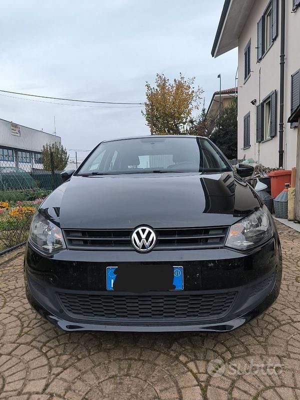 Usata VW Polo Trendline 75 CV (55 kW) 2011 Nero Berlina