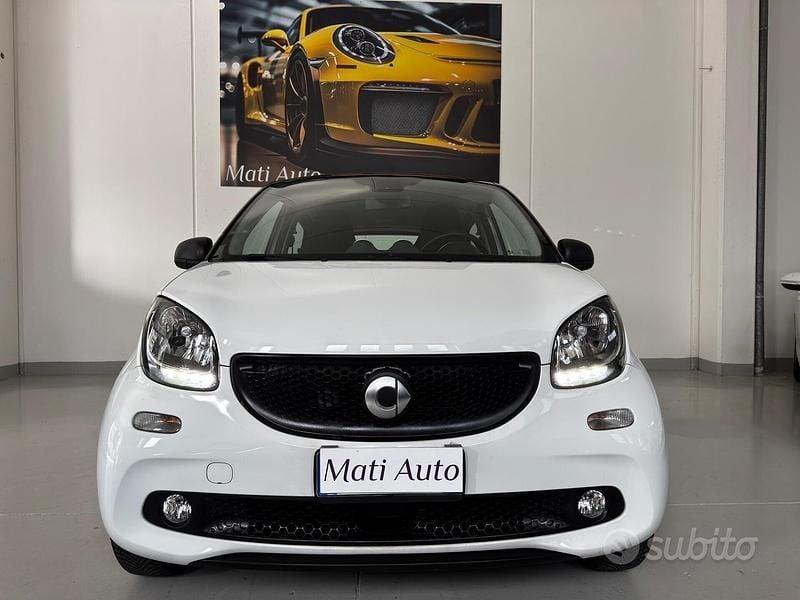 Usata Smart ForFour 71 CV (52 kW) 2018 Bianco Utilitaria