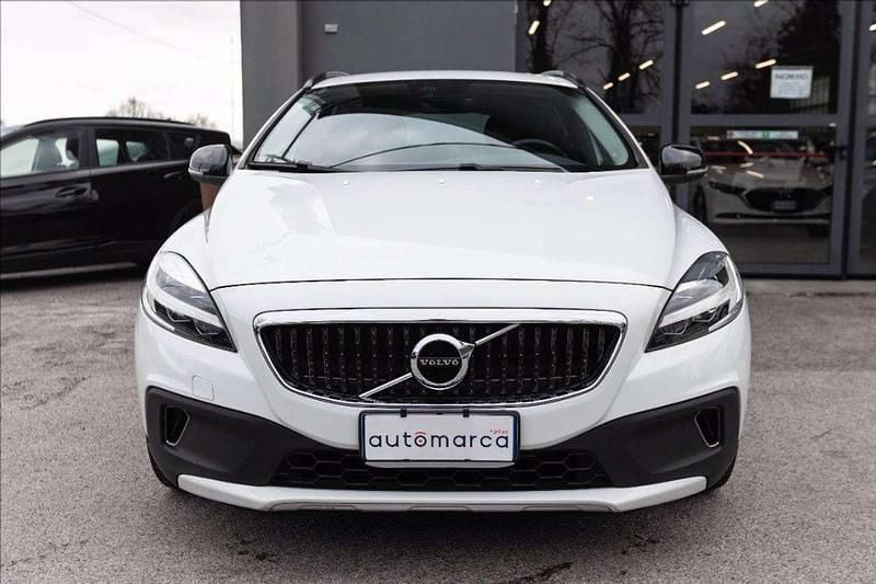 Usata Volvo V40 CC Summum 120 CV (88 kW) 2017 Bianco Station wagon