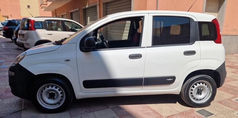 Usata Fiat Panda Pop 69 CV (50 kW) 2018 Bianco Utilitaria
