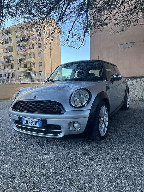 Usata Mini Cooper D Pepper 109 CV (80 kW) 2008 Utilitaria