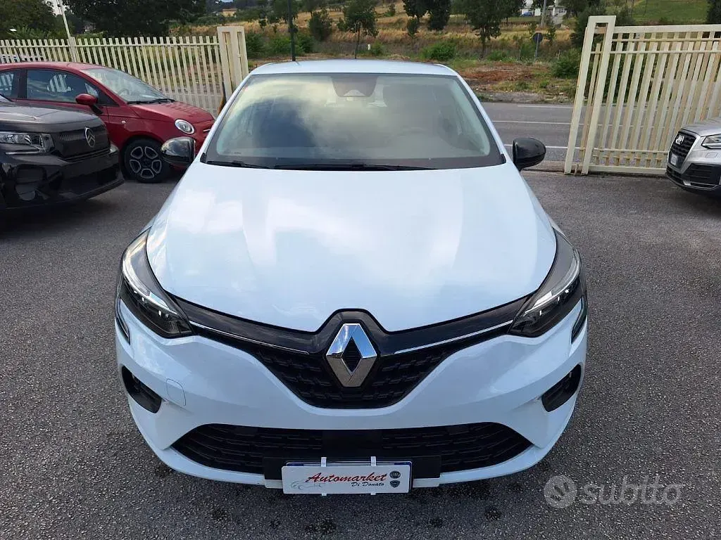 Usata Renault Clio V Equilibre 101 CV (74 kW) 2023 Bianco Berlina