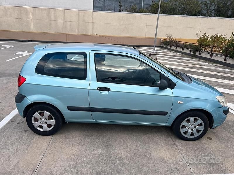 Usata Hyundai Getz 88 CV (64 kW) 2006 Blu Utilitaria