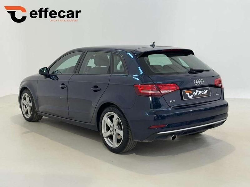 Usata Audi A3 Sport 110 CV (80 kW) 2017 Blu Berlina