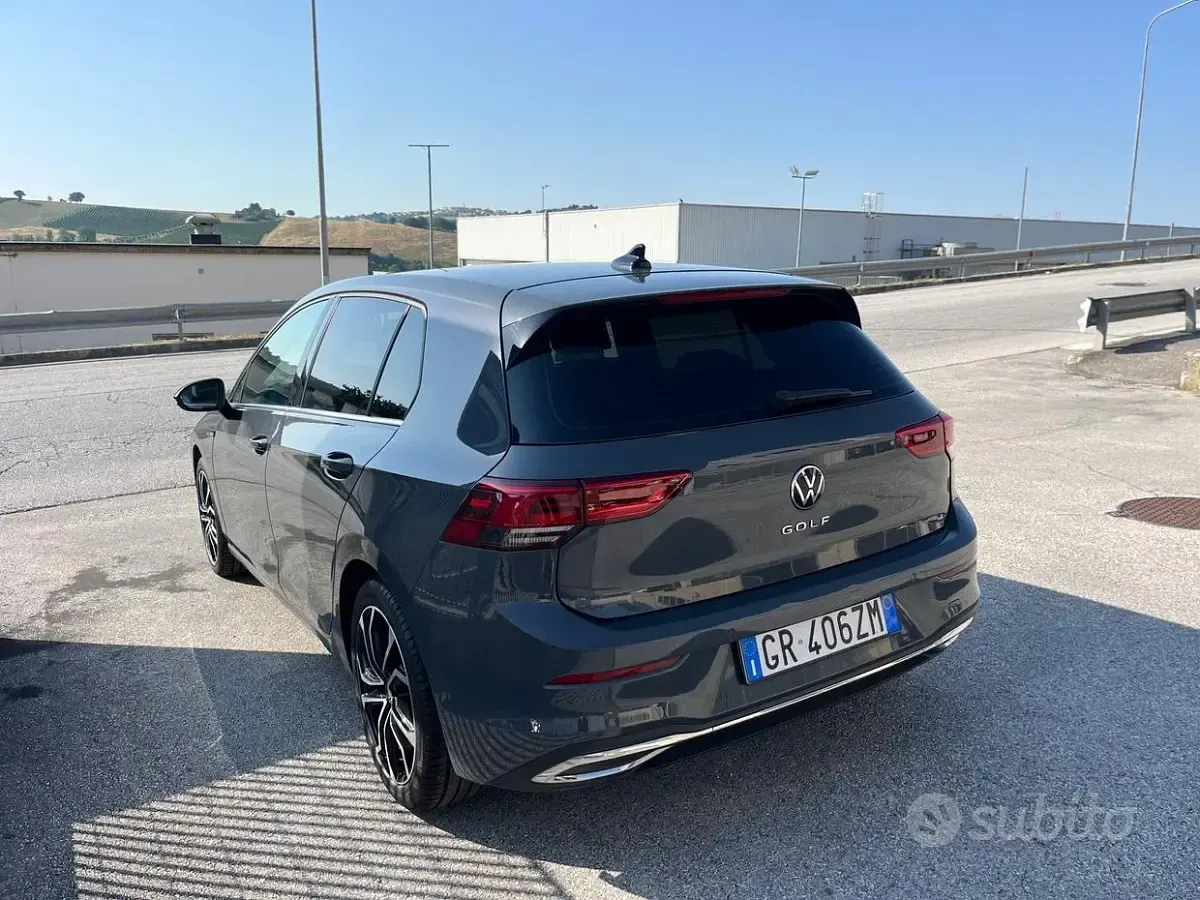 Usata VW Golf VII Style 150 CV (110 kW) 2020 Grigio Berlina