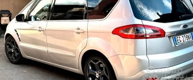 Usata Ford S-MAX Titanium 160 CV (117 kW) 2011 Grigio Monovolume