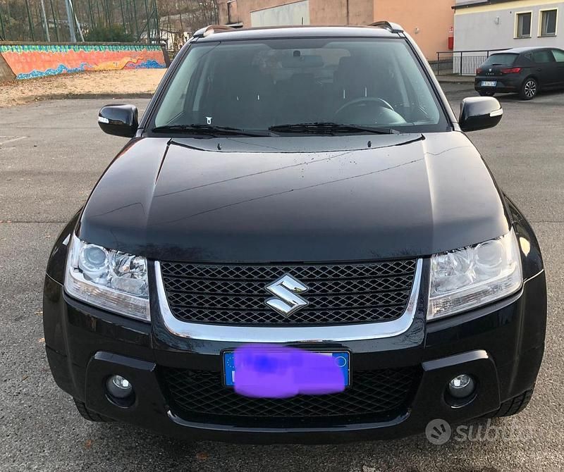 Usata Suzuki Grand Vitara 130 CV (95 kW) 2010 Nero SUV