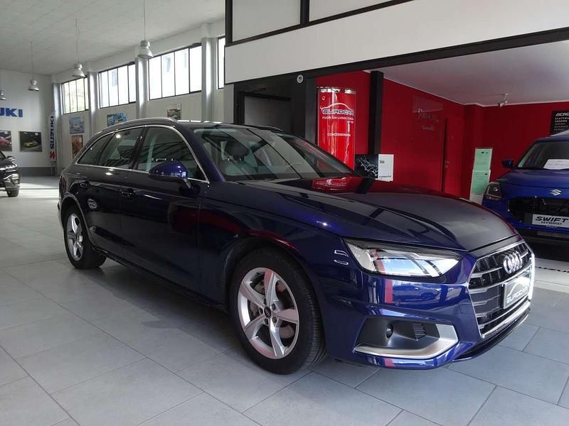 Usata Audi A4 Advanced Plus 204 CV (150 kW) 2022 Blu/azzurro Station wagon
