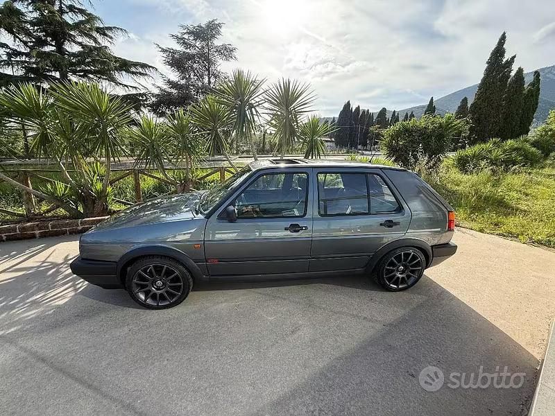Usata VW Golf III GTI 136 CV (100 kW) 1991 Nessuno(met.) Utilitaria