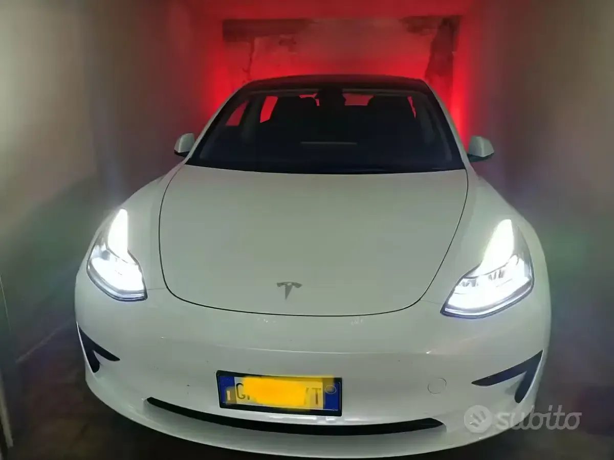 Usata Tesla Model 3 88 kW (120 CV) 2023 Bianco Berlina