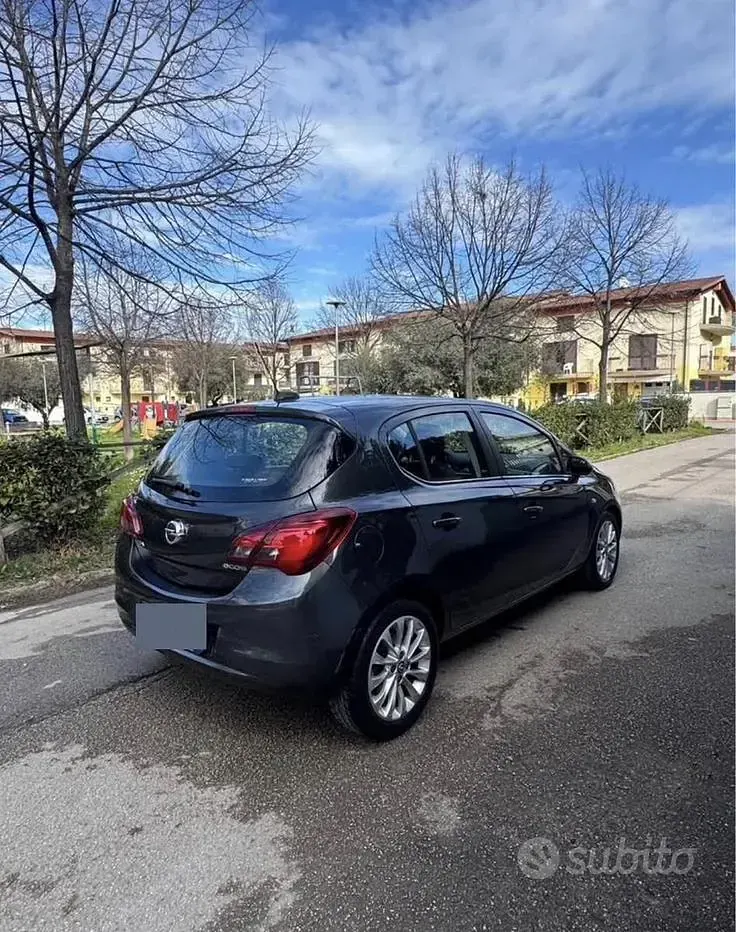 Usata Opel Corsa 95 CV (69 kW) 2017 Nero Utilitaria