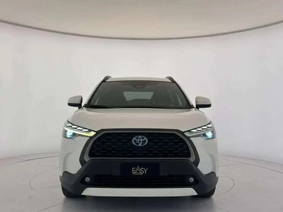 Usata Toyota Corolla Cross Trend 152 CV (111 kW) 2023 Bianco SUV