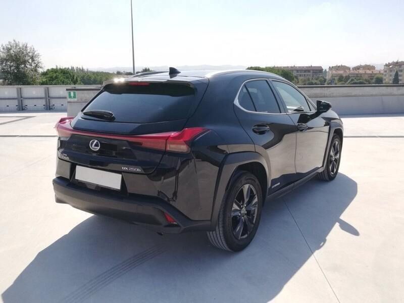 Usata Lexus UX Sport Line 184 CV (135 kW) 2022 Nero SUV