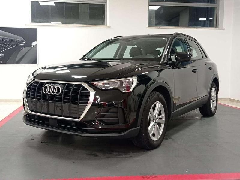 Usata Audi Q3 Ambiente 150 CV (110 kW) 2020 Nero SUV