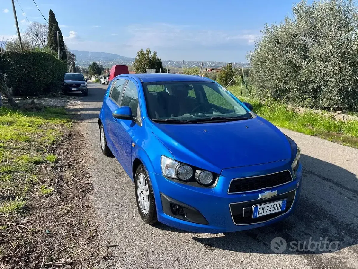 Usata Chevrolet Aveo LS 69 CV (50 kW) 2012 Bianco Berlina