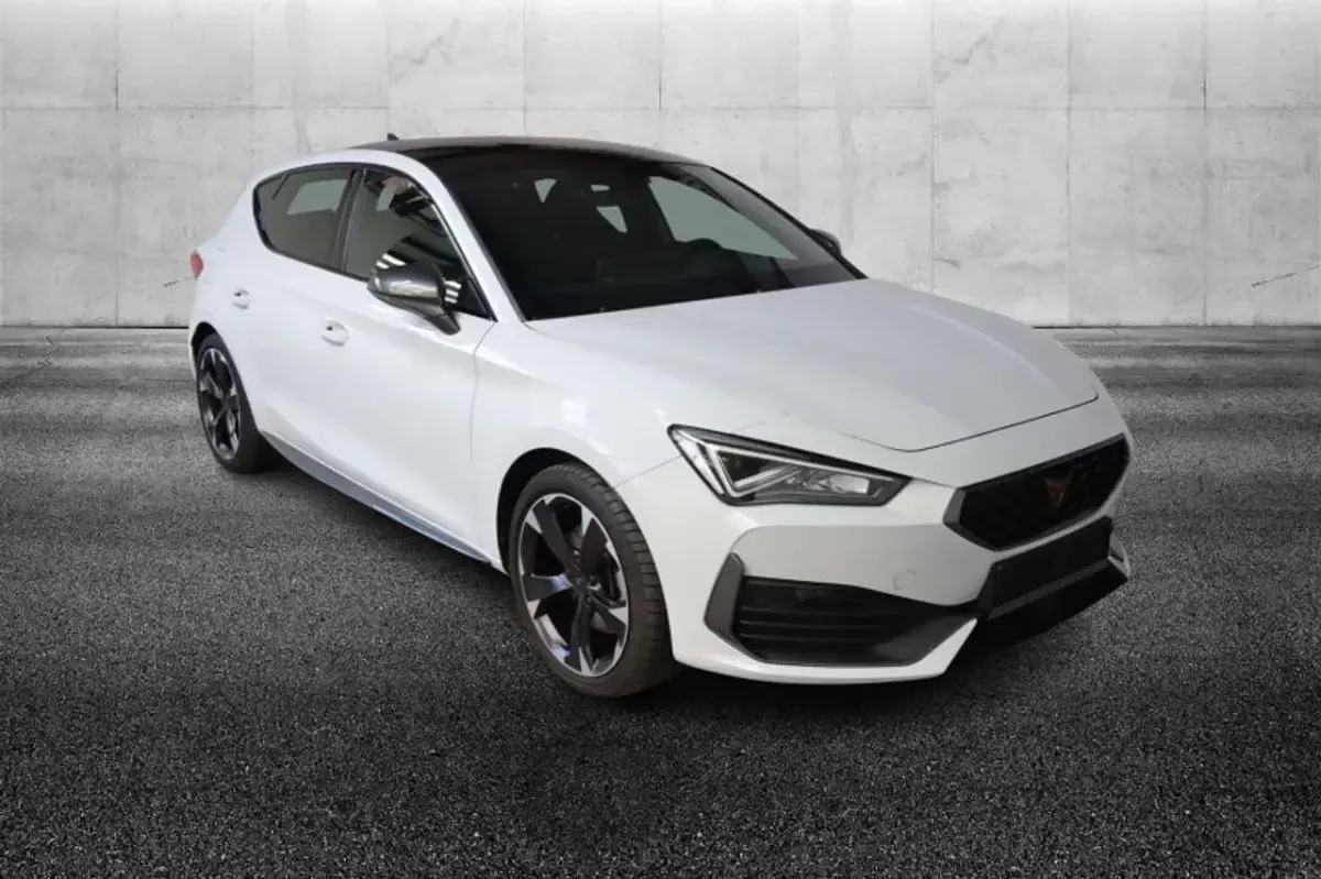 Usata Cupra Leon 204 CV (150 kW) 2022 Bianco Berlina