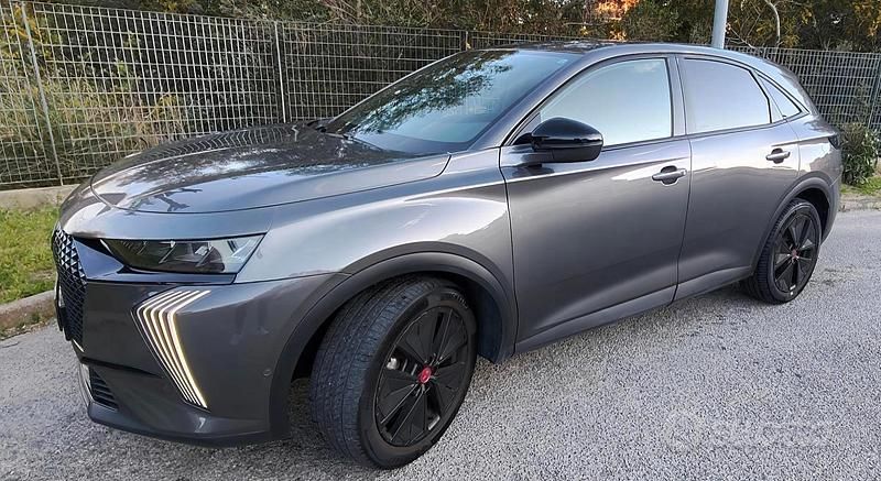 Usata DS Automobiles DS7 Crossback Performance 130 CV (95 kW) 2023 Grigio SUV